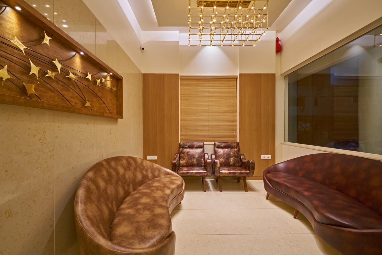 Hotel Atharv Top Rated Business Hotel In Kolhapur Buitenkant foto