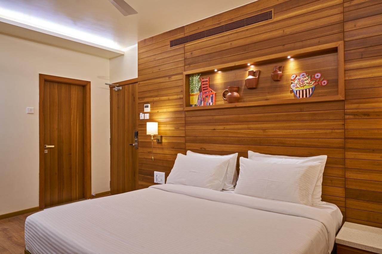 Hotel Atharv Top Rated Business Hotel In Kolhapur Buitenkant foto